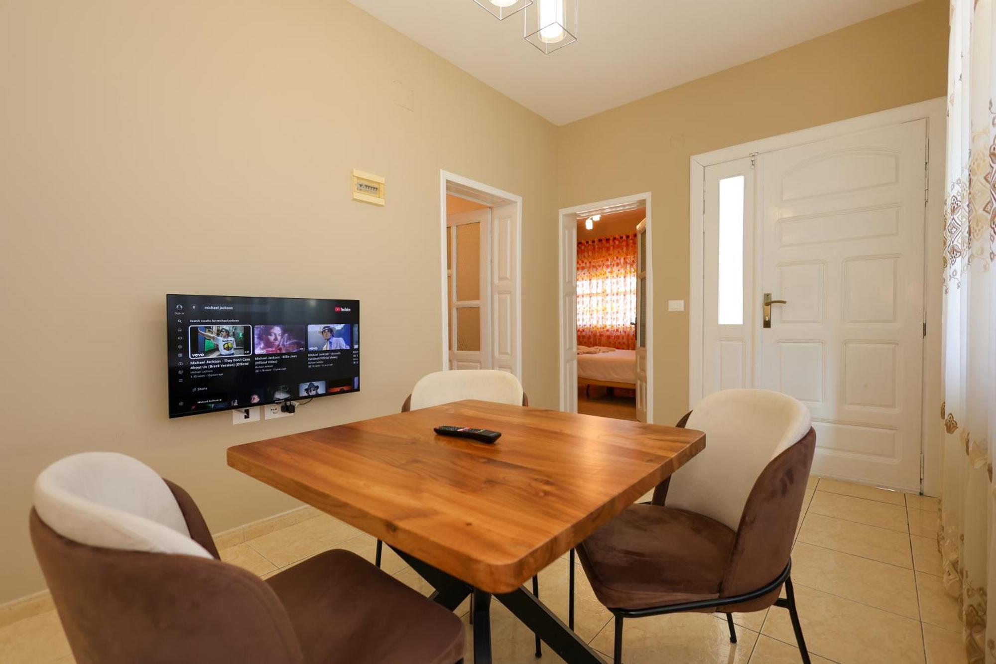 Apartaments Mimani 2 Berat Pokoj fotografie